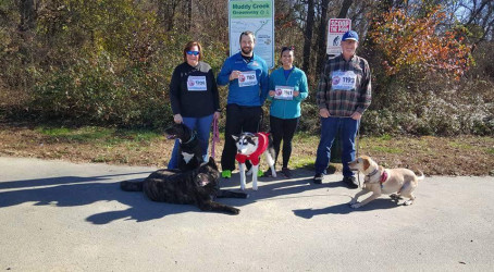 Melissa: Our group consisted of a group of folks who wanted to help a great cause and take a semi-leisurely stroll with their dogs. :)

Jason: Our group took a leisurely stroll with our dogs to help a great cause.