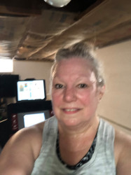 Linda: First 10k ever! Walk run indoors on treadmill! I feel strong!